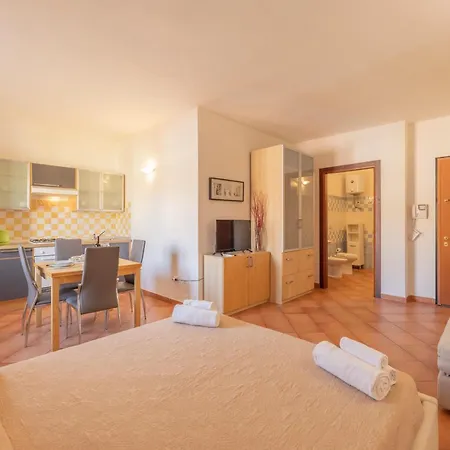 Apartment Cristal Blu Mono 3 With Shared Pool - Happy Santa Teresa Gallura